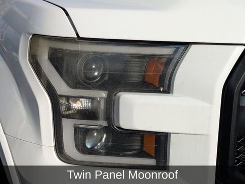 Used 2015 Ford F150 Lariat image 10