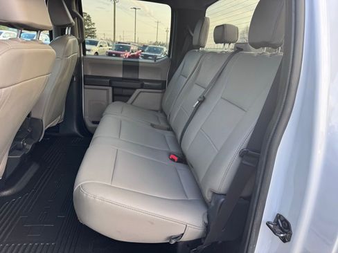 Used 2022 Ford F250 XL w/ Power Equipment Group image 27