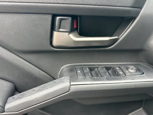 New 2025 Toyota Tacoma TRD Sport image 9