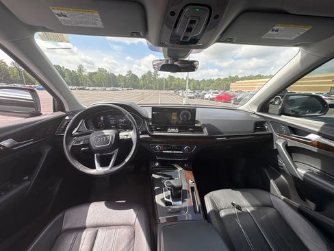 Used 2020 Audi Q5 2.0T Premium Plus w/ Premium Plus Package AWD/4WD image 6