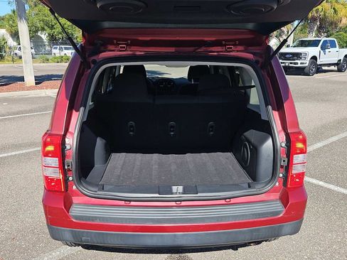 Used 2012 Jeep Patriot Latitude w/ Sun/Sound Group image 20