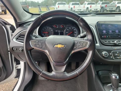 Used 2020 Chevrolet Malibu RS image 9