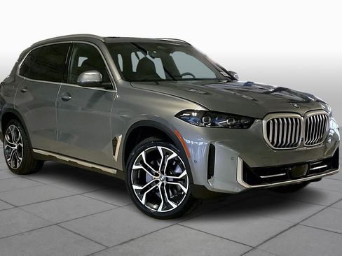 Used 2026 BMW X5 sDrive40i w/ Premium Package RWD image 2