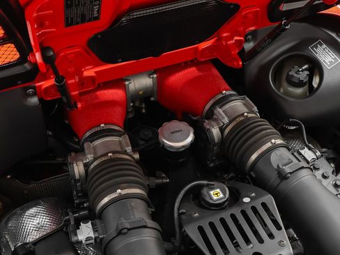 Certified 2012 Ferrari 458 Spider RWD image 36