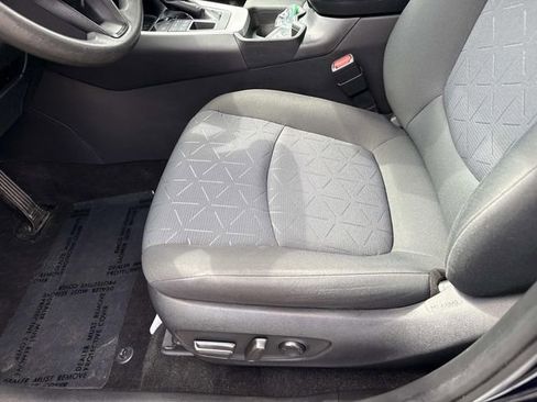 Used 2020 Toyota RAV4 XLE w/ Convenience Package AWD/4WD image 15