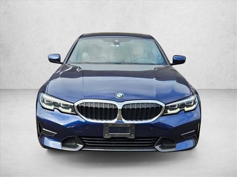 Used 2020 BMW 330i Sedan w/ Convenience Package image 2