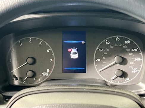 Used 2025 Toyota Corolla LE FWD image 23