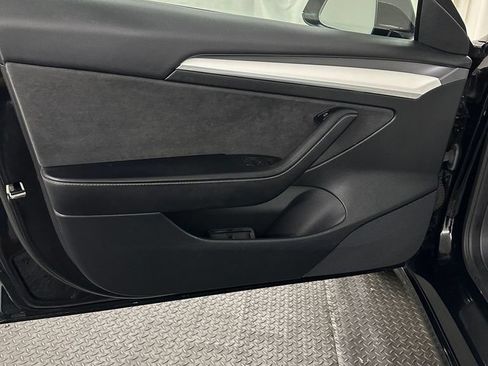 Used 2023 Tesla Model 3 Standard Range RWD image 8