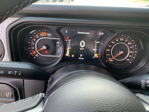 New 2025 Jeep Wrangler Unlimited Sport image 27