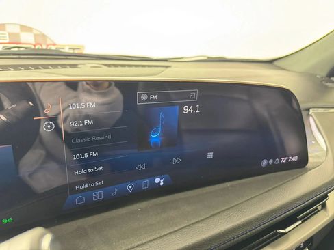 Used 2025 Cadillac XT4 Sport FWD image 20