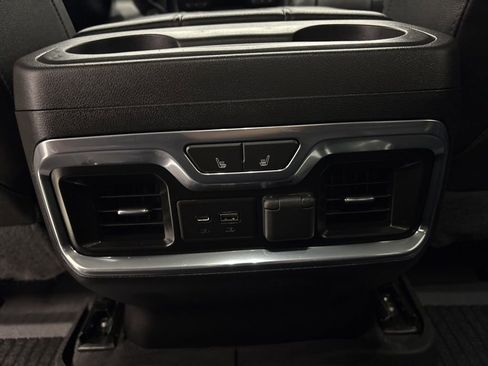 Used 2020 Chevrolet Silverado 3500 LTZ w/ LTZ Plus Package AWD/4WD image 31