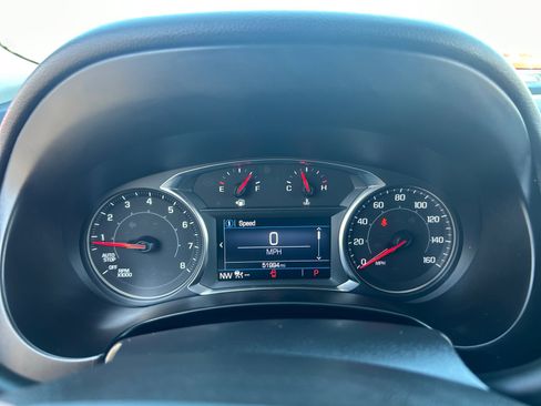 Used 2023 GMC Terrain SLE w/ Driver Convenience Package FWD image 10