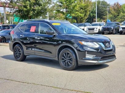 Used 2017 Nissan Rogue SV