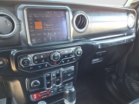 Used 2021 Jeep Wrangler Unlimited Rubicon 4xe w/ Cold Weather Group image 27