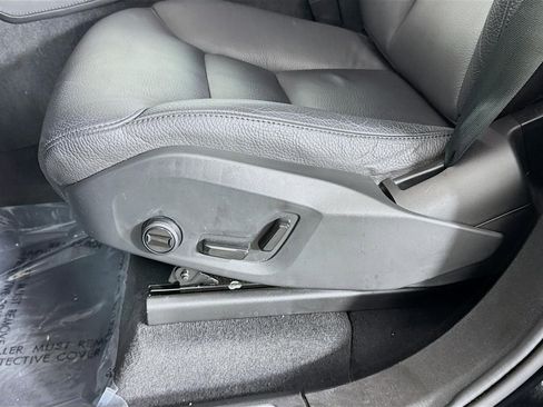 Used 2024 Volvo XC90 B6 Plus w/ Protection Package image 23