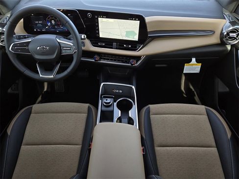 New 2026 Chevrolet Equinox ACTIV image 16