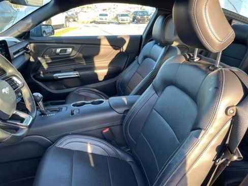 Used 2024 Ford Mustang GT Premium image 14