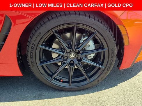Used 2025 Toyota GR86 Premium w/ ALL Weather Mat Package (TMS) RWD image 7