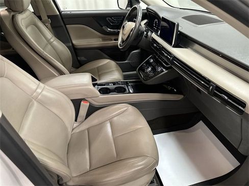 Used 2020 Lincoln Corsair Standard w/ Equipment Group 101A image 18