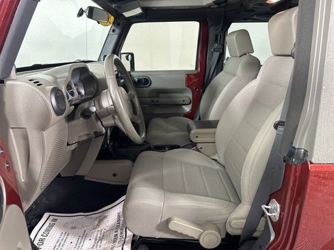 Used 2007 Jeep Wrangler Sahara w/ PWR Convenience Group image 19