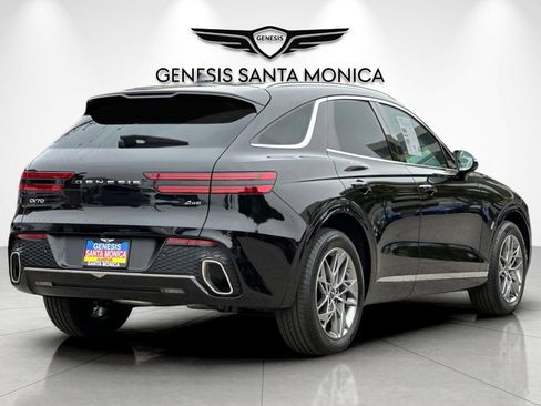 Used 2025 Genesis GV70 2.5T w/ Select Package AWD/4WD image 4