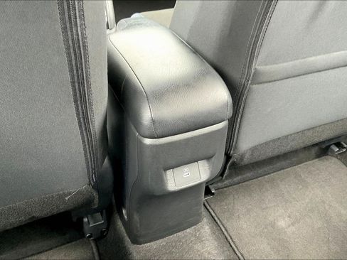 Used 2025 Nissan Versa SV image 11