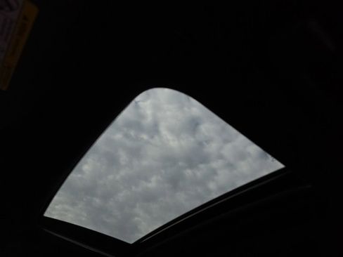 Certified 2024 Toyota Corolla Cross SE image 2