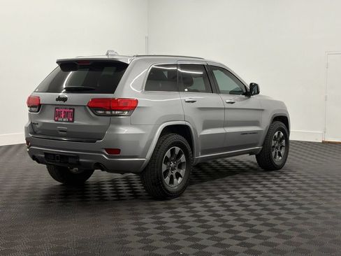 Used 2014 Jeep Grand Cherokee Altitude AWD/4WD image 9