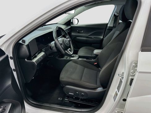Used 2025 Hyundai Kona SEL AWD/4WD image 13