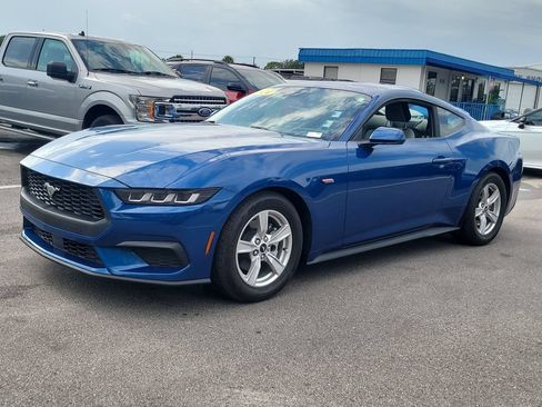 Certified 2024 Ford Mustang Coupe RWD image 2