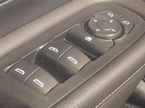 Used 2023 GMC Terrain SLE w/ Driver Convenience Package FWD image 27