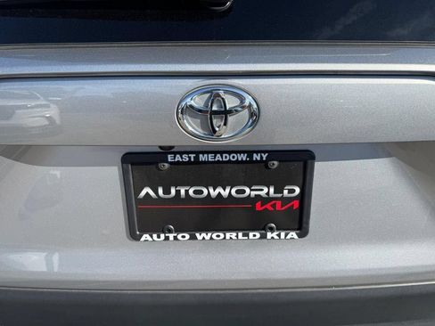 Used 2023 Toyota RAV4 XLE Premium AWD/4WD image 41