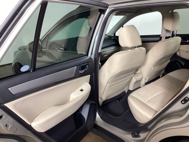 Used 2018 Subaru Outback 2.5i Premium AWD/4WD image 25