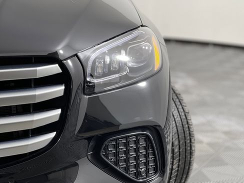 New 2025 Mercedes-Benz GLS 450 4MATIC image 7