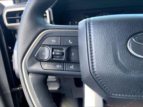 Certified 2025 Toyota 4Runner SR5 AWD/4WD image 24