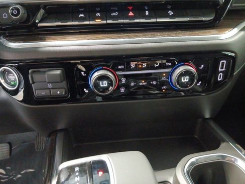 New 2026 Chevrolet Silverado 1500 LT Trail Boss w/ Dark Appearance Package image 23