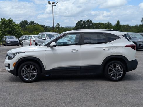 Used 2023 Kia Seltos S FWD image 6