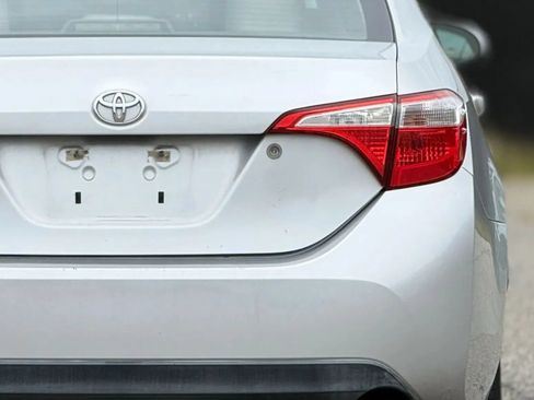 Used 2014 Toyota Corolla L FWD image 14