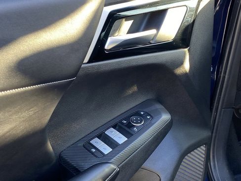 Used 2022 Mitsubishi Outlander SE image 11