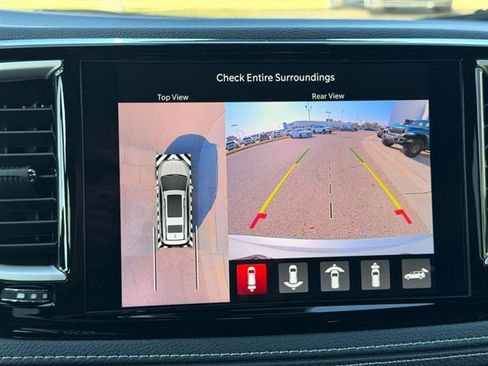 New 2026 Chrysler Pacifica Select w/ S Appearance Package image 24