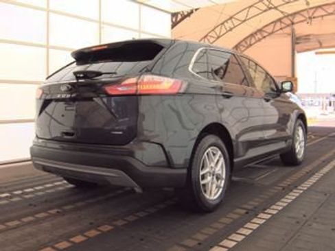 Used 2023 Ford Edge SEL w/ Convenience Package AWD/4WD image 5