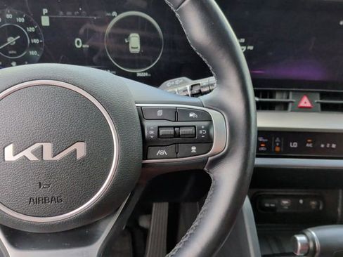 Used 2024 Kia Sportage SX FWD image 15