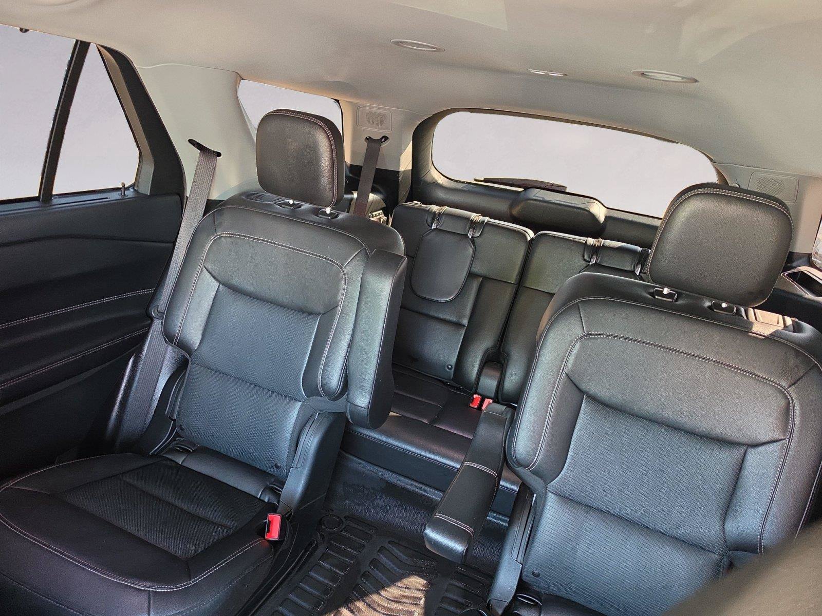 Used 2023 Ford Explorer Limited w/ Equipment Group 301A RWD image 13