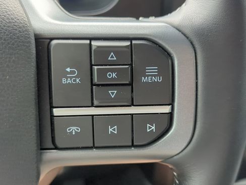 Certified 2024 Ford F250 Lariat w/ Lariat Ultimate Package AWD/4WD image 25