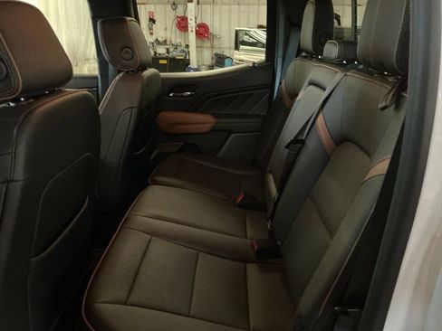 Used 2023 GMC Canyon AT4 w/ AT4 Premium Package AWD/4WD image 26