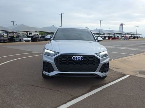 Used 2023 Audi Q5 2.0T Premium Plus w/ Premium Plus Package image 3