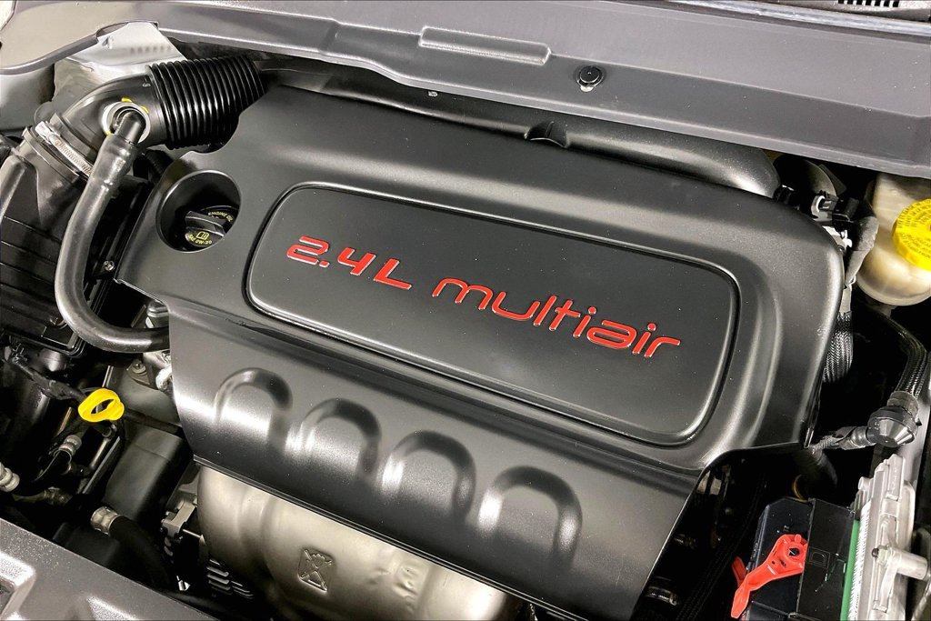 Used 2022 Jeep Compass Limited AWD/4WD image 39