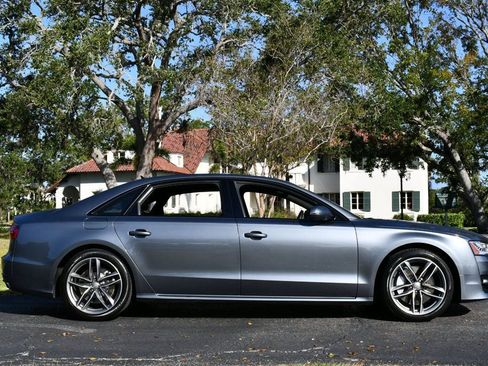 Used 2017 Audi A8 L 4.0T w/ Driver Assistance Package image 33