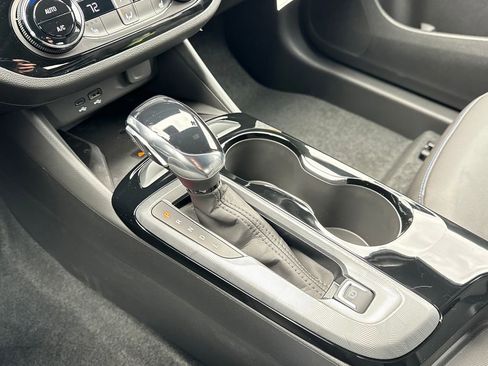 New 2026 Buick Envista Sport Touring w/ Convenience I Package FWD image 31