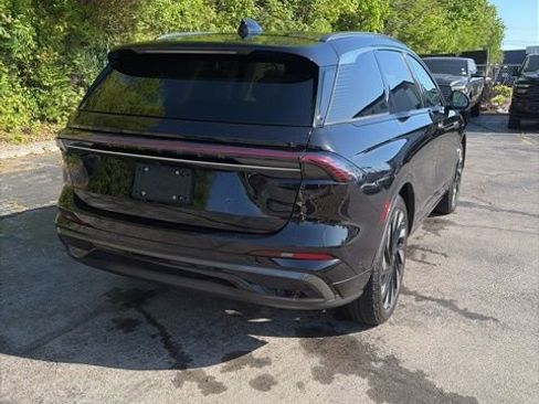 Used 2024 Lincoln Nautilus Black Label w/ Jet Appearance Package (87T) AWD/4WD image 7